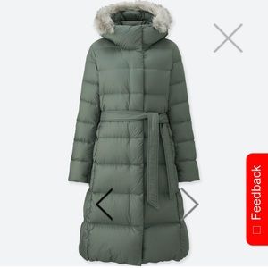 Uniqlo lightweight down hooded jacket